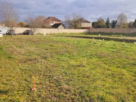 vente terrain à batir à louviers (27400)  80 000 €