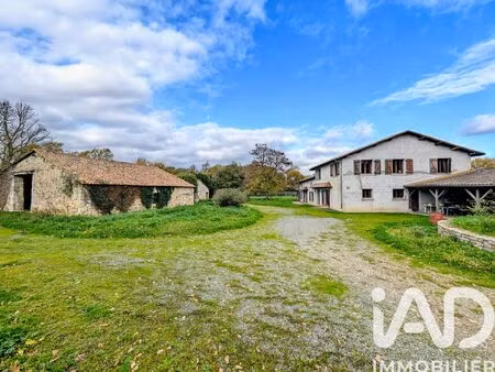 vente maison 9 pièces 258 m² gouex (86320)