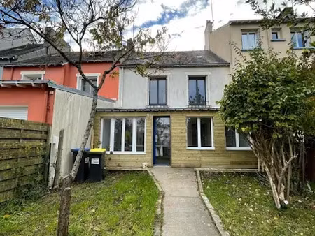 location maison 5 pièces 105 m² à saint-nazaire (44600)  1 400 €