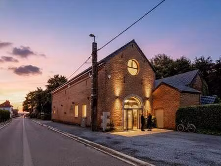 superbe immeuble de bureau ou de rapport !