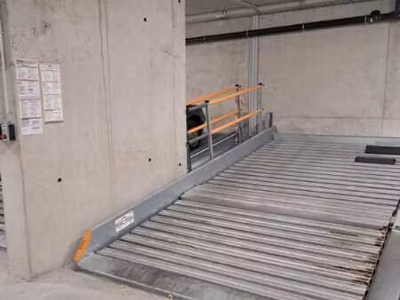 parking intérieur couvert