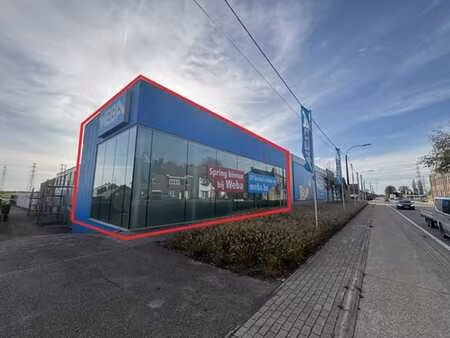 surface commerciale 829 m² à louer près de weba tongres