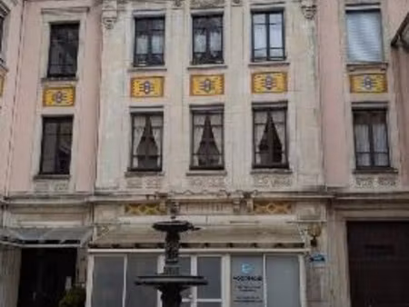 vente locaux professionnels à saint-laurent-du-pont (38380)  119 000 €