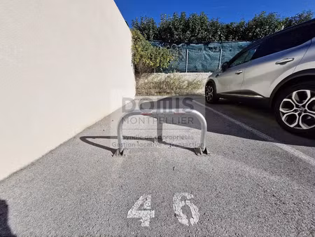 vente parking à fabrègues (34690)  6 500 €