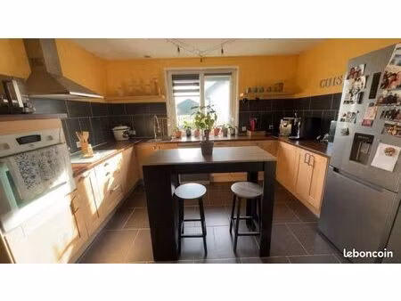 maison . 5 pièces . 120 m2