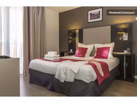 location meublée appartement 1 pièce 25 m² à colmar (68000)  950 €