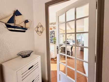 bien rare à bouzigues  entre maison et appartement  avec jardin privatif