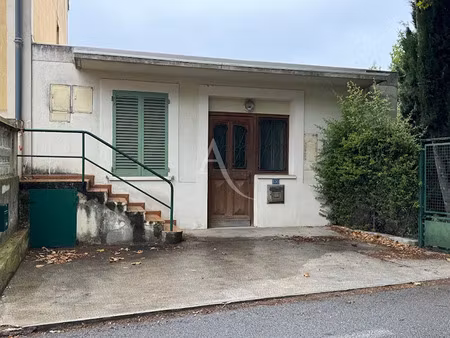 location locaux professionnels 20 m² à levens (06670)  1 012 €