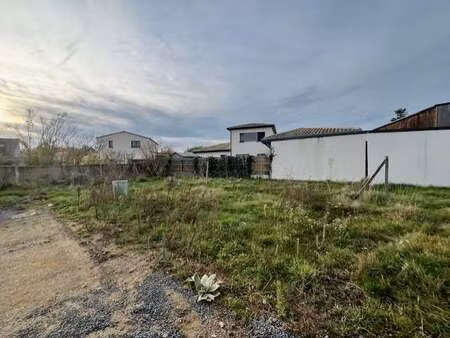 vente terrain aux sorinières (44840) : à vendre / 390m² les sorinières