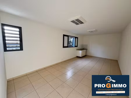 à louer – local professionnel/commercial en plein centre de p