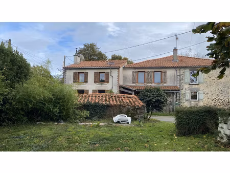 belle maison avec beaucoup de charme chaleureux en village 1