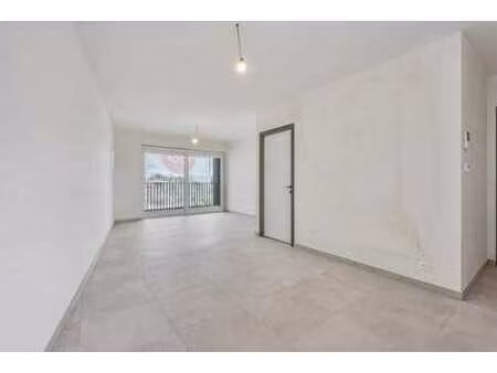 app nouvellement construit avec 2 chambres + 2 terrasses