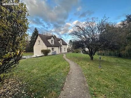 maison 5 pièces 146 m²