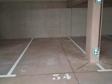 parking 12 m² vandoeuvre les nancy
