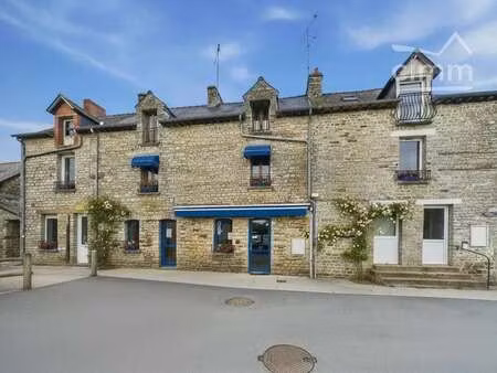 vente bureaux et commerces à bourg-des-comptes (35890) : à vendre / 280m² bourg-des-compte