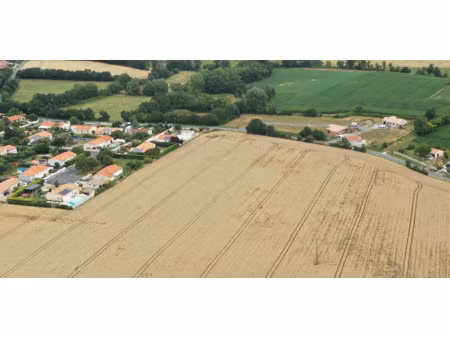vente terrain à loire-les-marais (17870) : à vendre / loire-les-marais