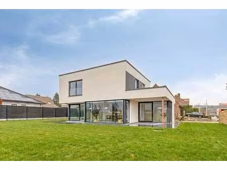 kantwerk  moderne nieuwbouwvilla