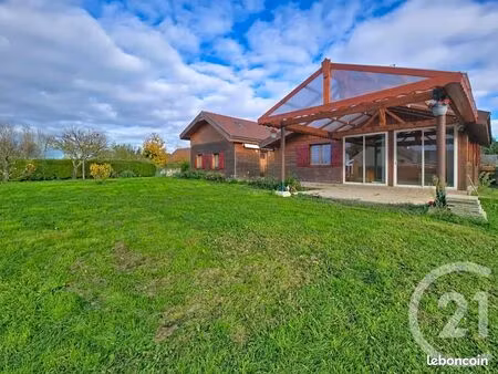 chalet 4 pièces 115 m²