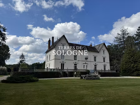 exceptionnelle propriété de 77 hectares en sologne – enclos