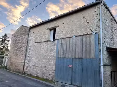 vente maison 1 pièce 100 m² à xambes (16330)  29 000 €