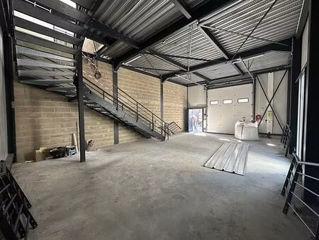 location local d'activités bagnolet 4 728 m²