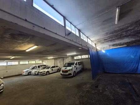 vente local industriel 4 pièces 667 m² briançon (05100)