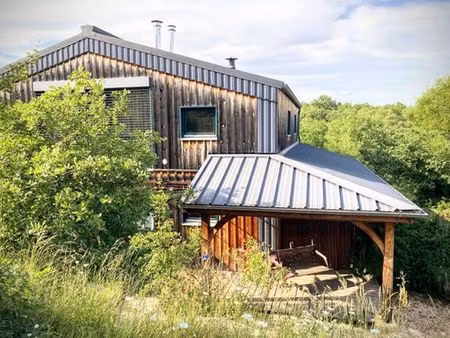 maison de luxe en vente à chandolas  auvergne-rhône-alpes