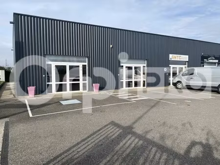 local d'activite a louer