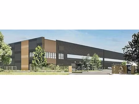 location entrepôt / local d'activités persan 13 757 m²