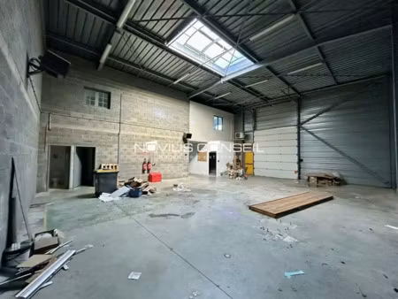 local d'activite a louer