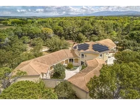 villa de 11 chambres de luxe en vente suze-la-rousse  auvergne-rhône-alpes