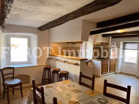 location maison 3 pièces 79 m² à le cheylard (07160)