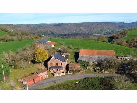 vente maison 6 pièces 142 m² conques-en-rouergue (12320)