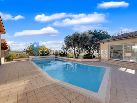 maison/villa de qualité à vacquiers