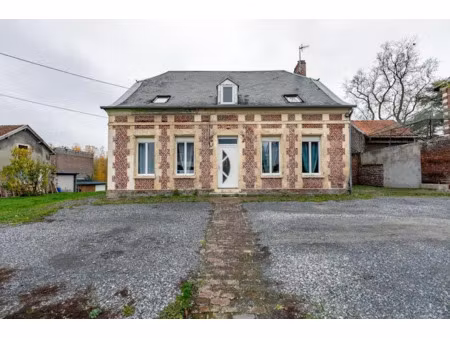 vente maison 5 pièces 184 m² à charmes (02800)  199 900 €