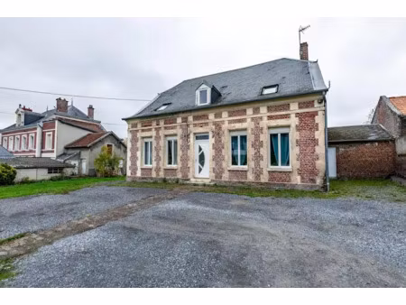 vente maison 5 pièces 184 m² à charmes (02800)  207 900 €