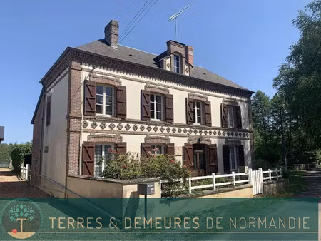 vente maison 6 pièces 141 m² à livarot (14140)  170 000 €