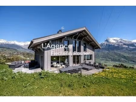 chalet de luxe de 230 m2 en location combloux  auvergne-rhône-alpes