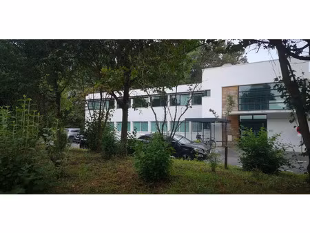 bureaux à louer  nord de nantes  à deux pas du tramway