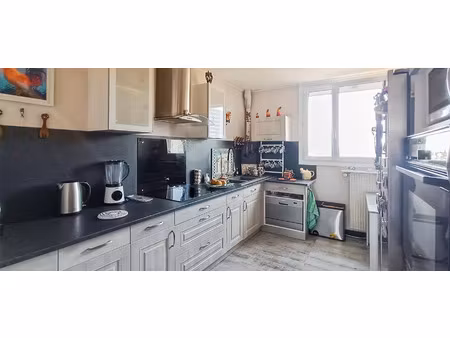 vente appartement 4 pièces 75 m² saint-pierre-des-corps (37700)