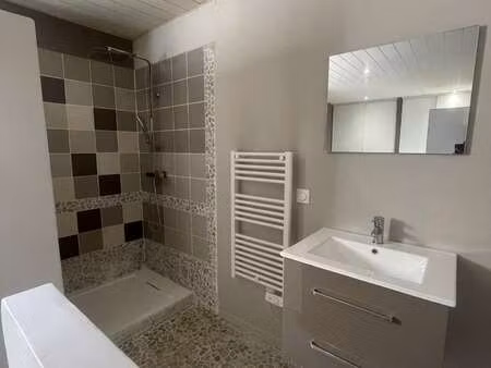 vente immeuble à gagnières (30160) : à vendre / 160m² gagnières