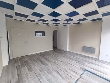 location commerce 43 m² à mont-de-marsan (40000)