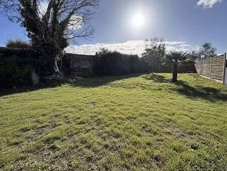 vente terrain à saint-herblain bourg-solvardière-pelousière (44800) : à vendre / 282m² sai