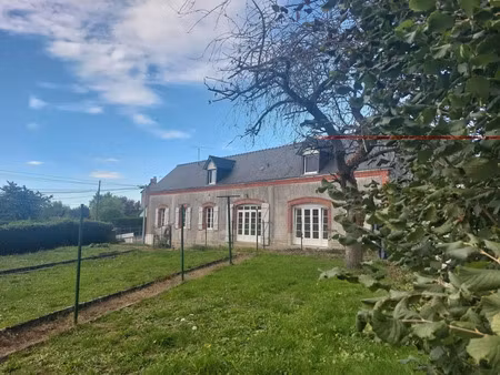 vente maison à ruillé-le-gravelais (53320) : à vendre / 92m² ruillé-le-gravelais