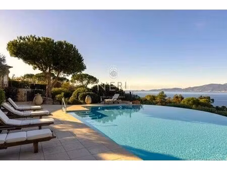 villa de luxe de 7 pièces en location pietrosella  corse