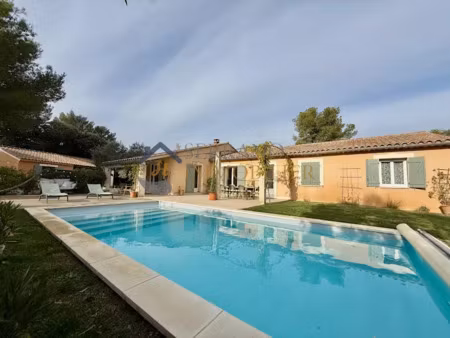 vente maison 6 pièces 177 m² à chateaurenard (13160)  798 000 €