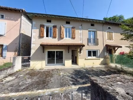 saint martory proche  maison de village à finir de rénover avec cour et dépendances
