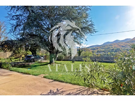 à saint-just-de-claix  grande maison en vente 289000 eur