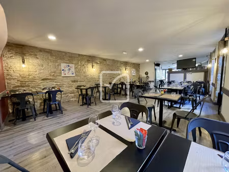 ensemble immobilier et commercial - hotel restaurant et mais