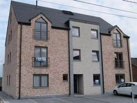 duplex 3 chambres et 2 salle de bain  libre de suite